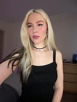 xDinnax online show from March 21, 5:01 am