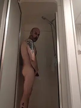 Snapshot of Ryeguy6969 chatting on March 29, 2:00 am Ryeguy6969 online show from March 29, 2:00 am