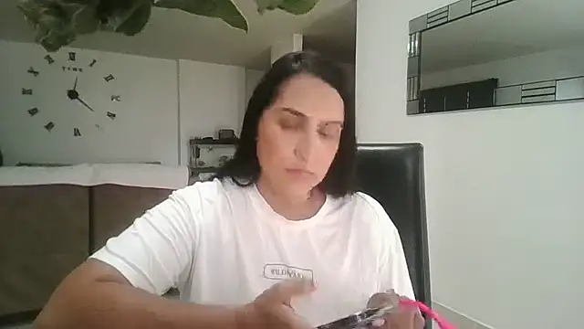 kendall 52 online show from September 15, 5:24 pm