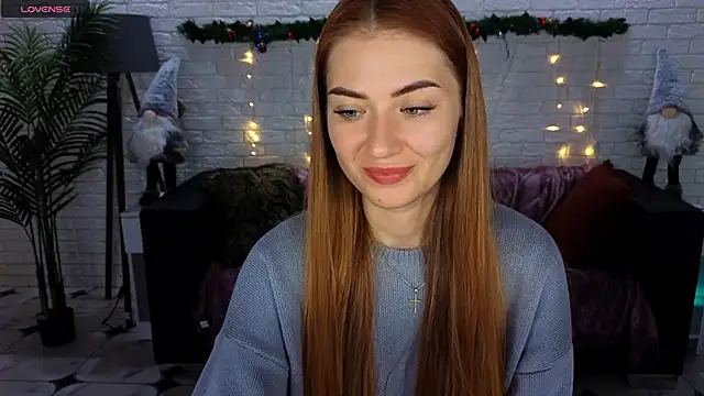 Adelyna Bird online show from December 12, 11:07 am