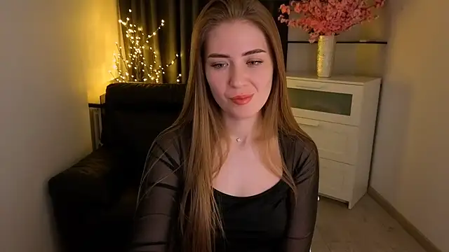 Adelyna Bird online show from February 8, 7:23 am