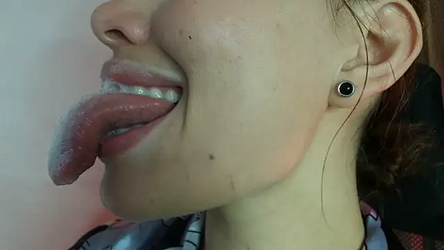 lisbet21x online show from July 13, 2:47 am