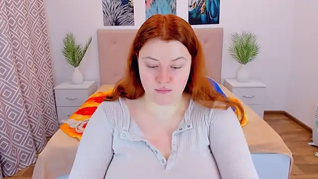 PolinaSalvatore online show from December 18, 7:58 am