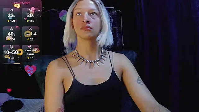 Summer XO online show from January 18, 9:40 pm