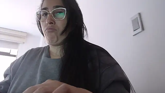 andreaisis2 online show from January 8, 6:43 pm