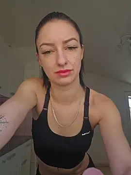 Snapshot of U_prolazu chatting on February 23, 10:56 am U prolazu online show from February 23, 10:56 am