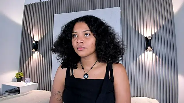 Zafiiraa online show from February 4, 12:22 pm