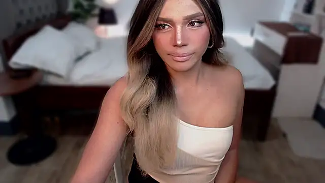 liaa lurrecams online show from November 8, 10:26 am