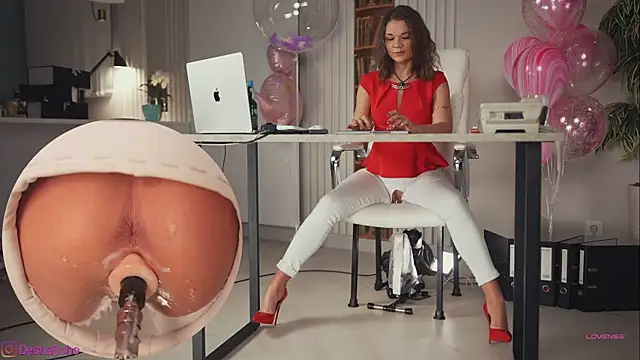 art porno online show from April 13, 1:00 am