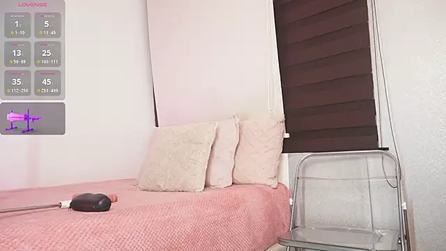 Alexxandra 12 online show from October 4, 9:29 am