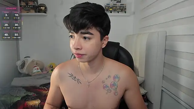 santy7v7 online show from March 21, 1:16 pm