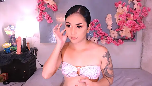 Oriental Tiara online show from October 6, 6:11 am