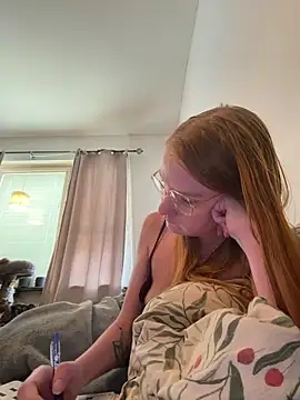 Snapshot of jannis1992 chatting on April 2, 9:40 am jannis1992 online show from April 2, 9:40 am