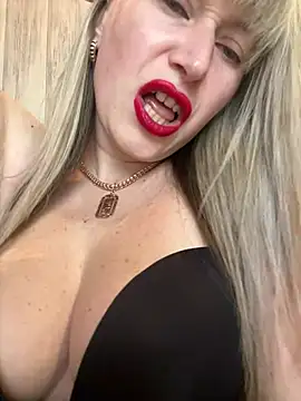 Kittenforyou online show from February 26, 1:41 pm