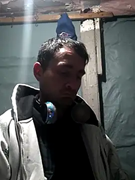 Wero4200 online show from January 6, 7:45 am