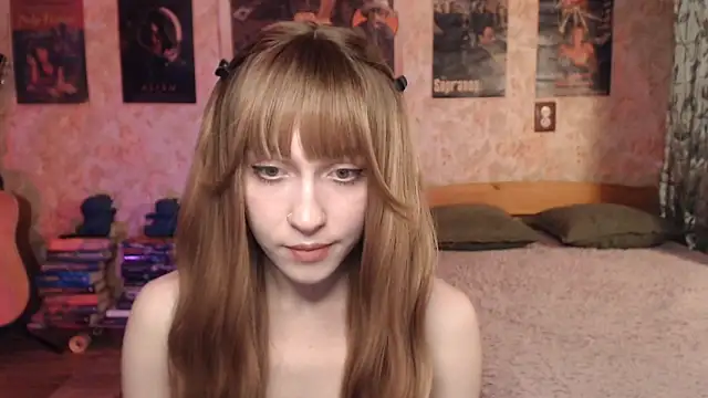 Snapshot of Friendly_Ellie chatting on February 27, 1:22 pm Friendly Ellie online show from February 27, 1:22 pm