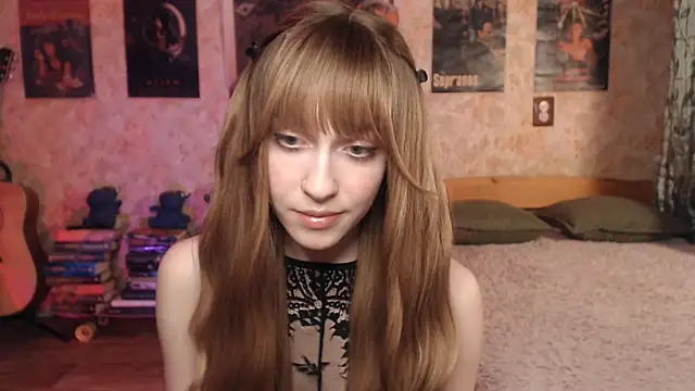 Snapshot of Friendly_Ellie chatting on March 3, 1:17 pm Friendly Ellie online show from March 3, 1:17 pm