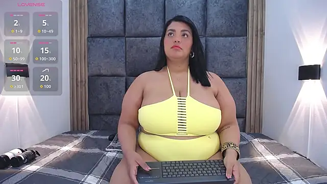 AmandaRousel online show from October 29, 2:41 pm