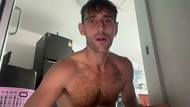 lukegunn online show from December 13, 11:06 pm