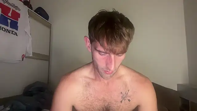 lukegunn online show from February 26, 2:04 am