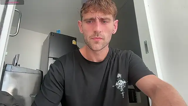 lukegunn online show from March 15, 2:14 am