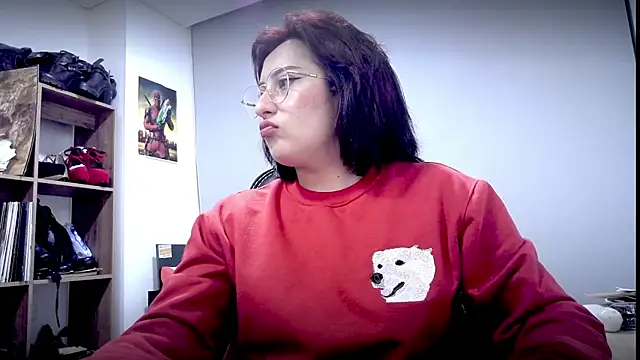 Snapshot of Scarlett_Sen chatting on April 20, 2:09 pm Scarlett Sen online show from April 20, 2:09 pm