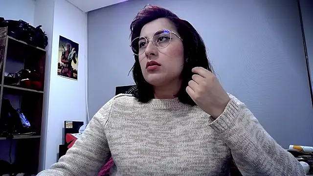 Snapshot of Scarlett_Sen chatting on April 22, 2:40 pm Scarlett Sen online show from April 22, 2:40 pm