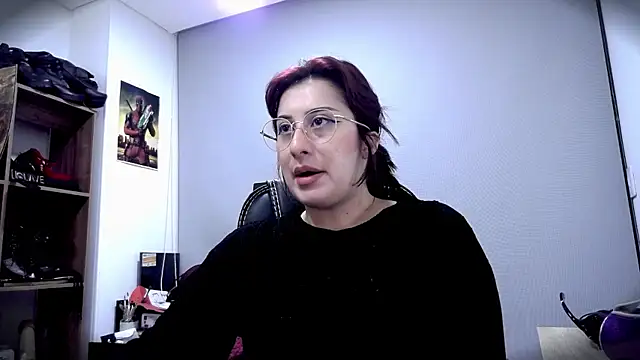 Snapshot of Scarlett_Sen chatting on May 15, 2:35 pm Scarlett Sen online show from May 15, 2:35 pm