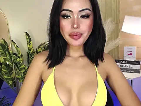 Snapshot of HeavenlyStar chatting on January 12, 11:04 pm HeavenlyStar online show from January 12, 11:04 pm