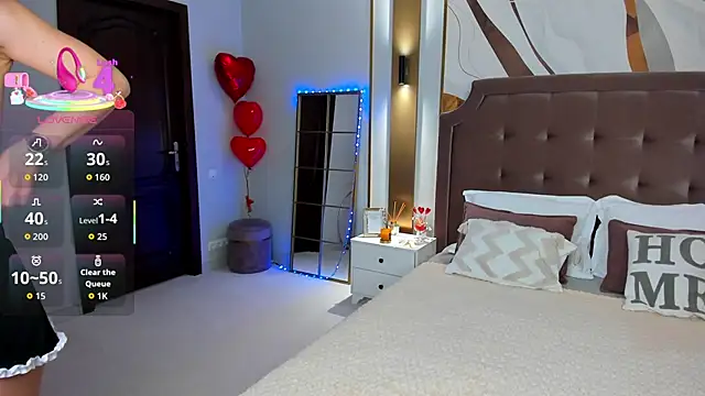 annasimonsj online show from March 18, 12:36 am