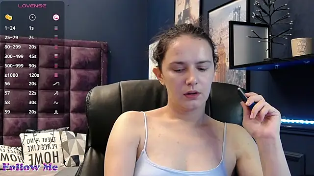 Snapshot of iris_nikhols chatting on August 5, 11:06 pm iris nikhols online show from August 5, 11:06 pm