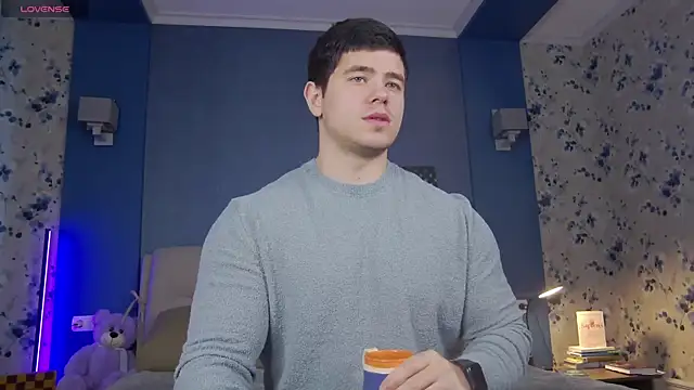 Snapshot of Arilas_ chatting on December 5, 8:00 am Arilas online show from December 5, 8:00 am