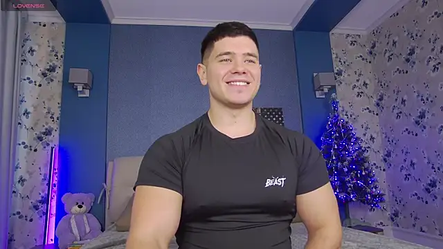 Snapshot of Arilas_ chatting on December 13, 1:44 pm Arilas online show from December 13, 1:44 pm