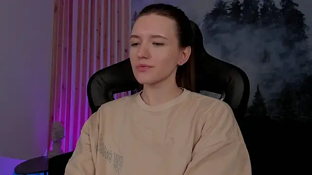 Snapshot of JennyDens chatting on December 17, 5:40 am JennyDens online show from December 17, 5:40 am