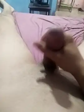 Snapshot of Emanuel45js chatting on February 17, 6:26 pm Emanuel45js online show from February 17, 6:26 pm