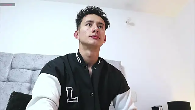  Alexxx online show from February 4, 10:55 pm