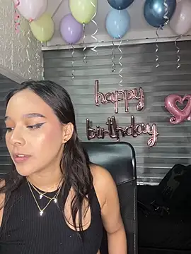 Little Amber6 online show from January 8, 9:23 pm