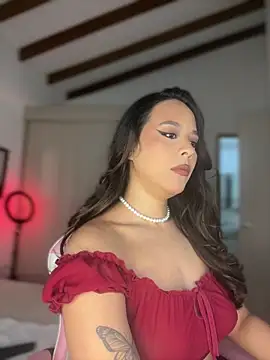 Little Amber6 online show from June 12, 11:14 pm