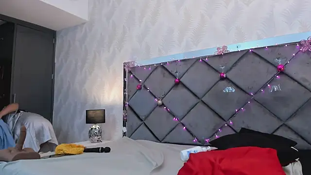 Mayssa Cute online show from December 17, 11:38 pm