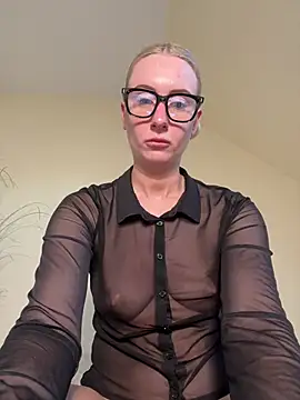 CutieEmy online show from May 24, 3:17 pm