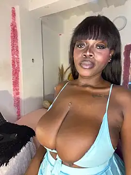 karinacortes online show from June 5, 2:40 am