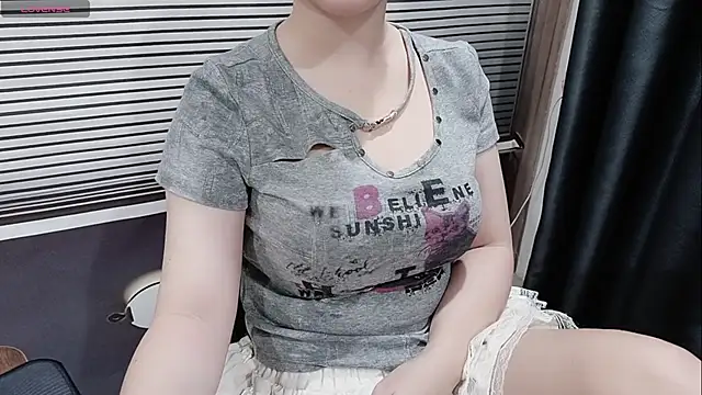 pelue online show from April 17, 1:19 am