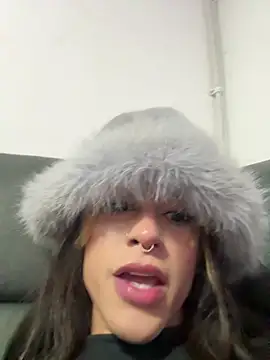 Snapshot of stormytt_ chatting on December 28, 12:36 am stormytt  online show from December 28, 12:36 am