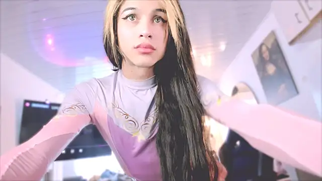 Snapshot of stormytt_ chatting on February 16, 9:59 pm stormytt  online show from February 16, 9:59 pm