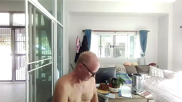 58klaus online show from December 14, 4:51 am