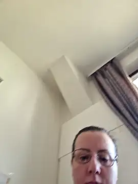 Goodass7 online show from November 21, 9:30 am