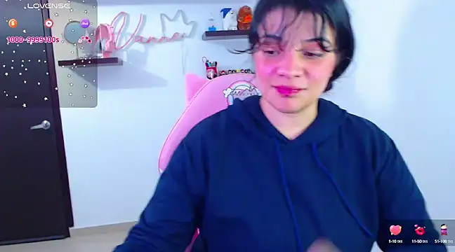 Snapshot of Vannessa__Shy chatting on January 28, 3:46 pm Vannessa Shy online show from January 28, 3:46 pm