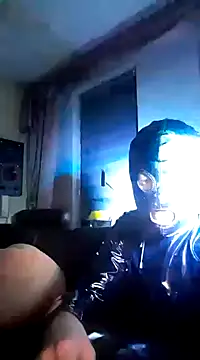 Snapshot of Crystalbitchx chatting on January 30, 12:07 am Crystalbitchx online show from January 30, 12:07 am