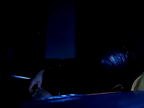 Snapshot of Crystalbitchx chatting on September 30, 11:10 pm Crystalbitchx online show from September 30, 11:10 pm