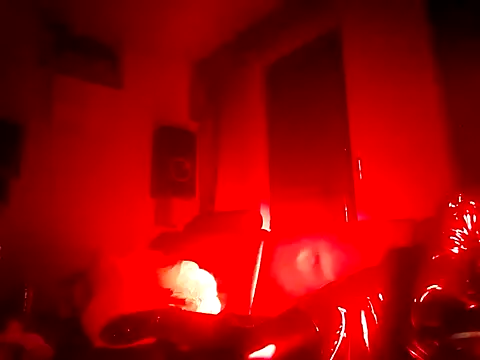 Snapshot of Crystalbitchx chatting on October 6, 8:50 pm Crystalbitchx online show from October 6, 8:50 pm